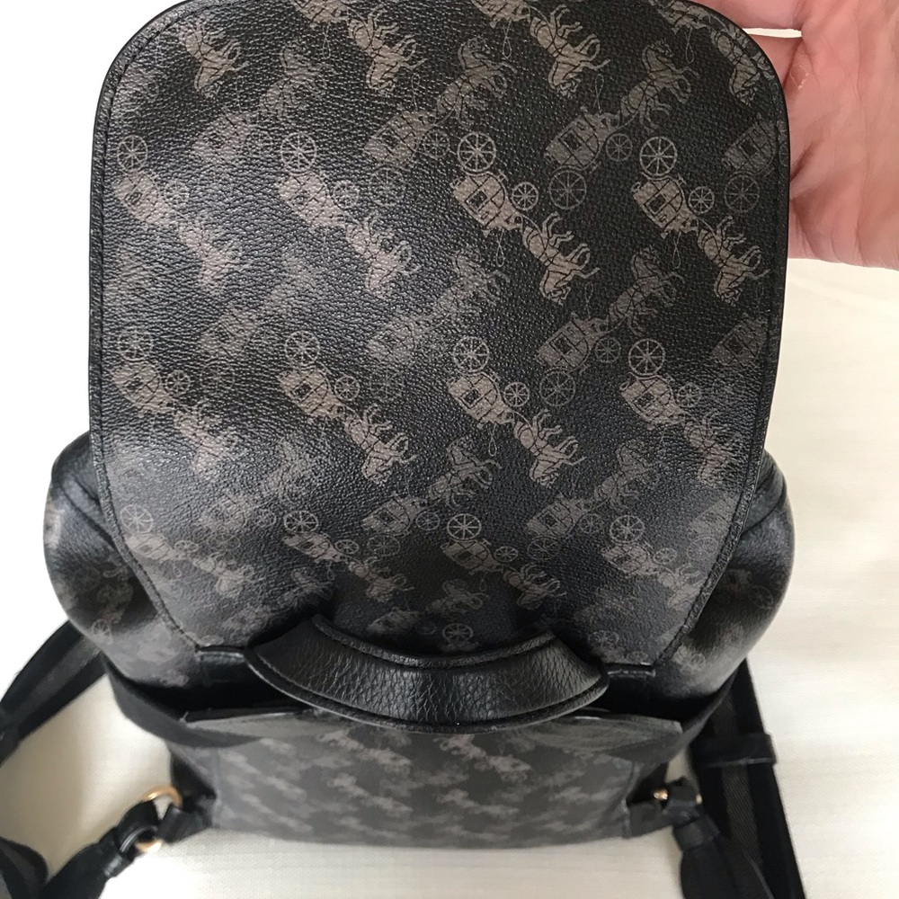 Coach Bundle - Picture 6 of 16